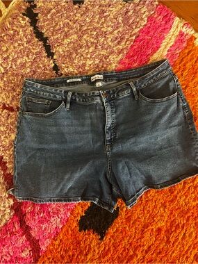 AVA & VIV Dark Blue High Rise Midi Shorts